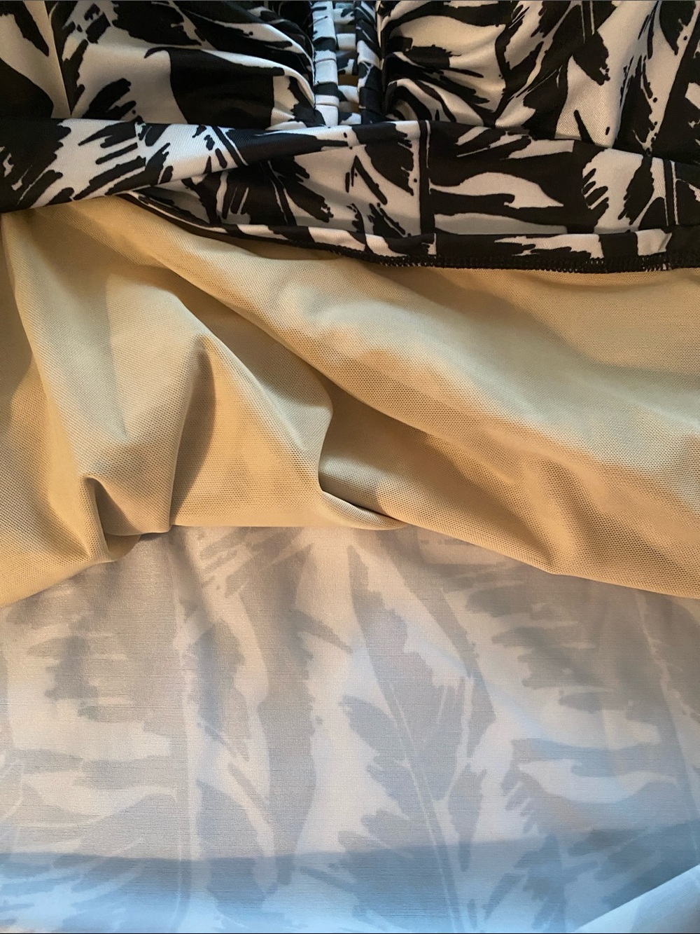 Cacique NWT swim top size 44DDD palm print - Picture 5 of 9